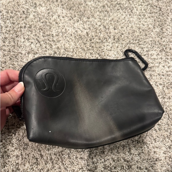 Lululemon athletica Black/Gray Pouch - Picture 1 of 6